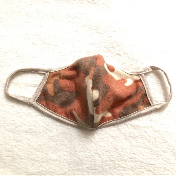 🔴 5 for $10 ONE Camo Print Design Soft Face Mask - Picture 3 of 7